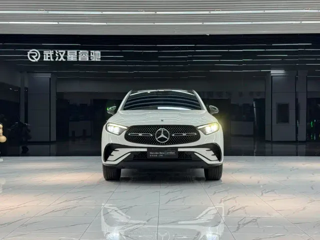 Mercedes-Benz GLC Coupe — Фото автомобиля 2