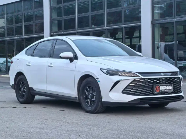 BYD Qin PLUS — Фото автомобиля 3