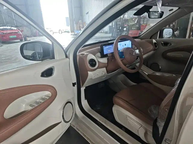 Wuling Bingo — Фото автомобиля 15