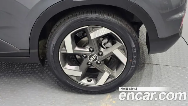 Hyundai Venue Venue 1.6 Premium — Фото автомобиля 21