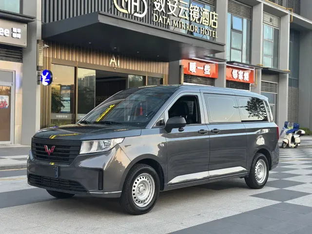 Фотография автомобиля — Wuling Zhengcheng