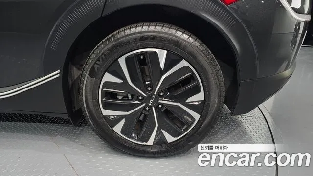 Kia EV6 — Фото автомобиля 6
