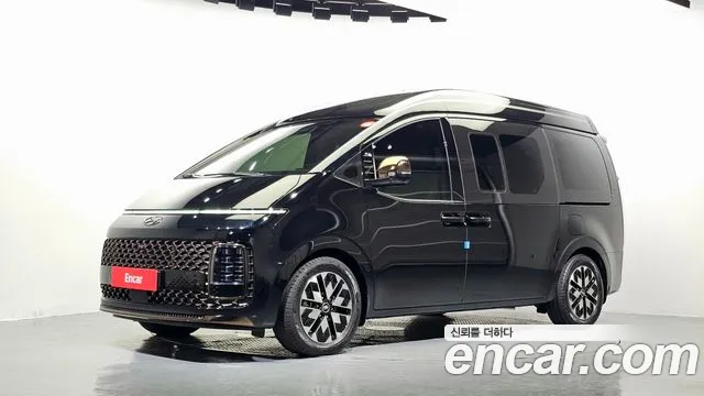 Фотография автомобиля — Hyundai Staria