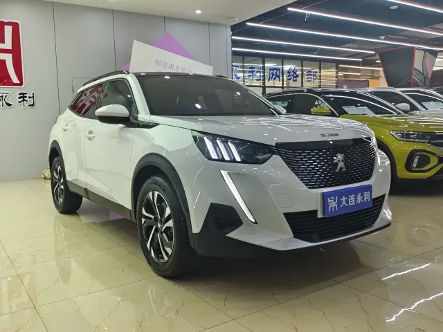 Peugeot 2008 — Фото автомобиля 3