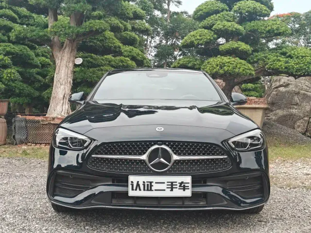 Mercedes-Benz C-Class — Фото автомобиля 2