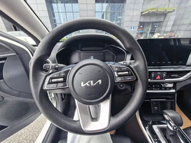 Kia K3 — Фото автомобиля 14