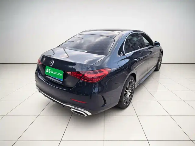 Mercedes-Benz C-Class — Фото автомобиля 4