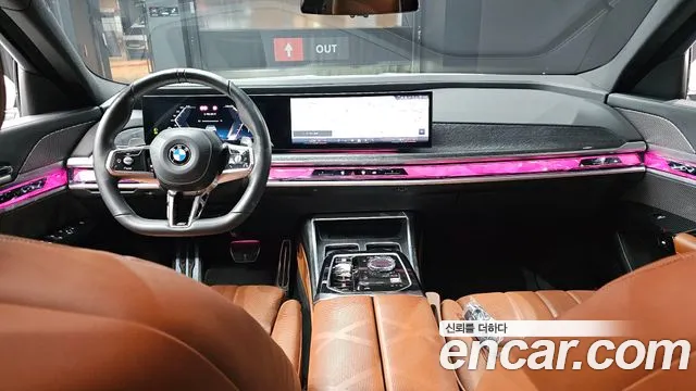 BMW 7-Series 7 серия (G70) 740i xDrive M Sport — Фото автомобиля 7