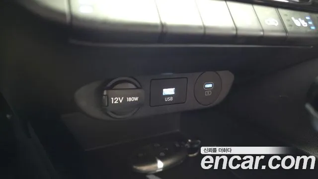 Hyundai Avante CN7 — Фото автомобиля 13