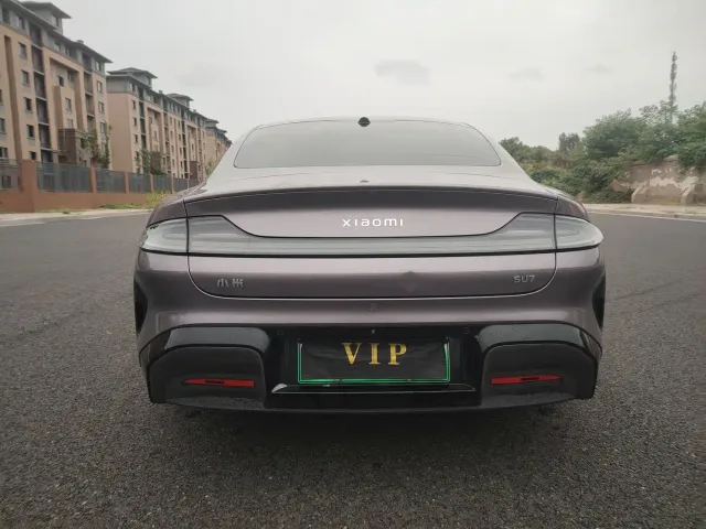 Xiaomi SU7 — Фото автомобиля 4