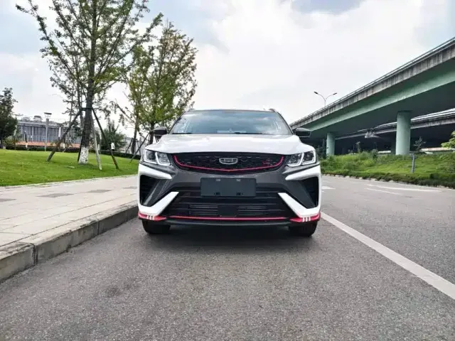 Geely Binyue — Фото автомобиля 2