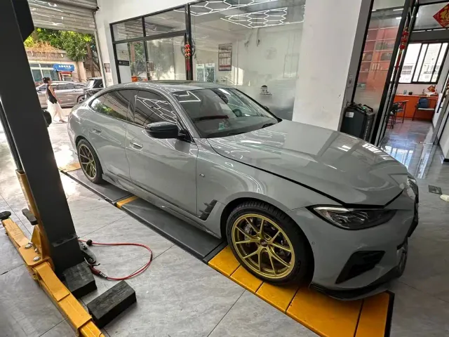 BMW 4 Series — Фото автомобиля 10