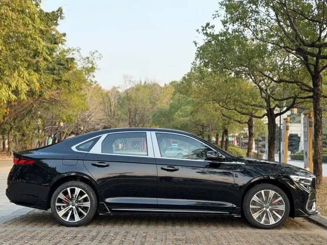Geely Xingrui — Фото автомобиля 8