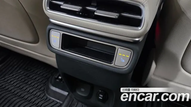 Genesis GV80 — Фото автомобиля 30