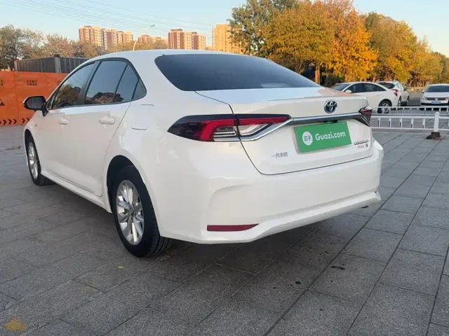 Toyota Corolla — Фото автомобиля 8