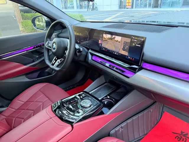 BMW 5 Series — Фото автомобиля 5