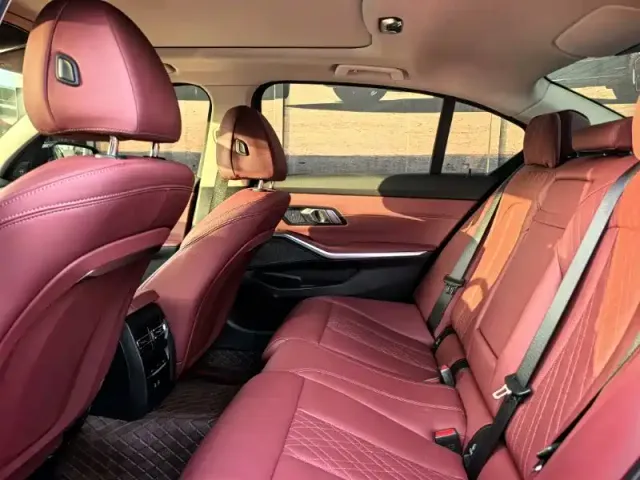 BMW 3 Series — Фото автомобиля 11