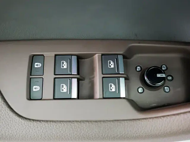 Audi A7L — Фото автомобиля 14