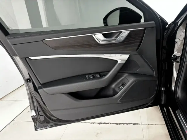 Audi A6L — Фото автомобиля 7