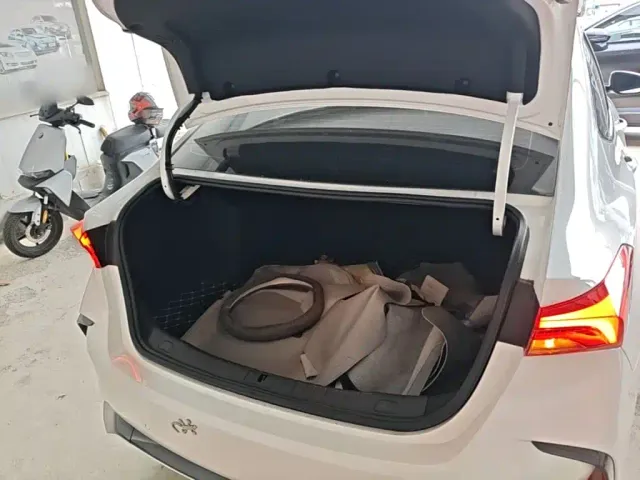 Buick Verano — Фото автомобиля 18