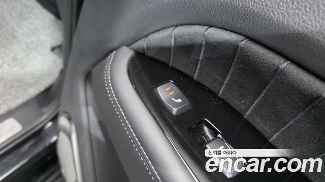 KG_Mobility_Ssangyong Rexton Rexton Arena Дизель 2.2 4WD — Фото автомобиля 18