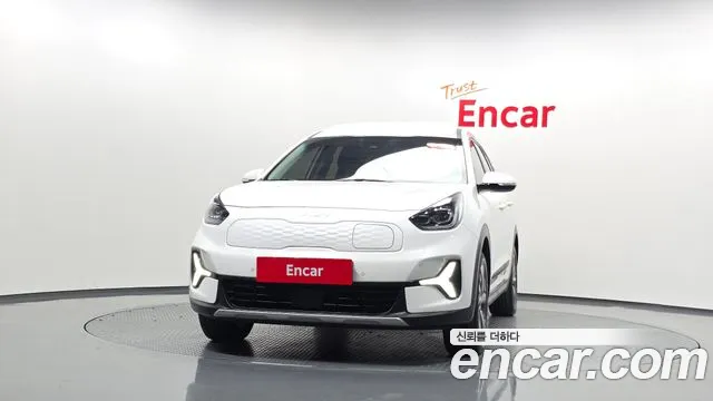 Kia Niro — Фото автомобиля 3