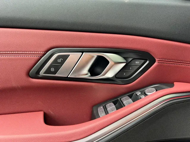 BMW 3 Series — Фото автомобиля 9
