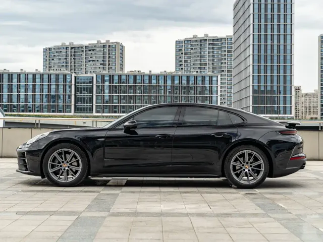 Porsche Panamera — Фото автомобиля 4