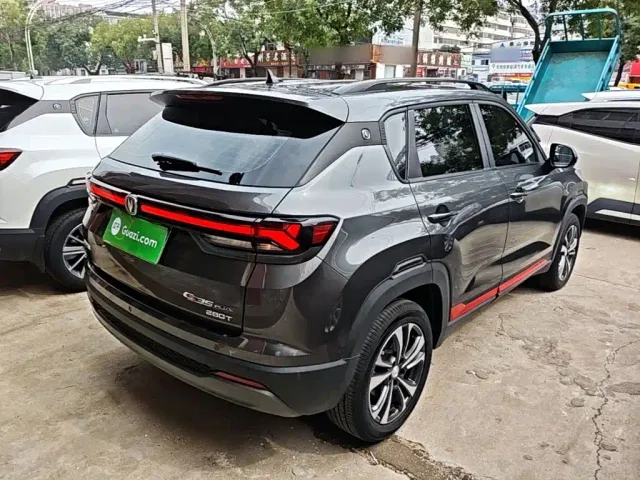 Changan CS35 Plus — Фото автомобиля 6