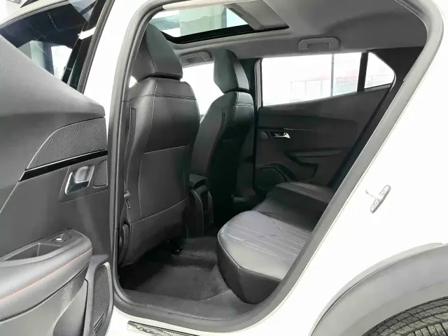 Peugeot Peugeot 2008 2022 230THP THE ONE — Фото автомобиля 10