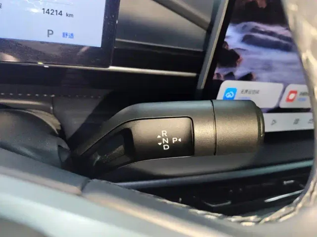 Geely Galaxy E5 — Фото автомобиля 13