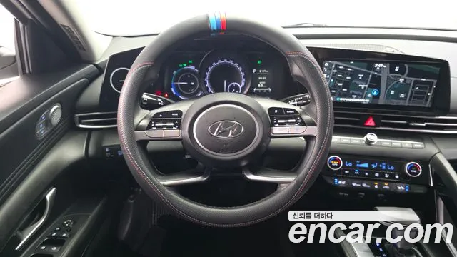 Hyundai AVANTE Modern — Фото автомобиля 13