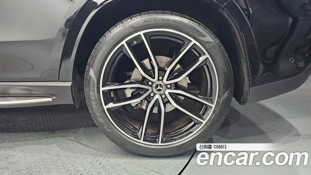Mercedes-Benz GLS-Class — Фото автомобиля 19