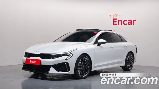 Фотография автомобиля — Kia K5 Generation 3