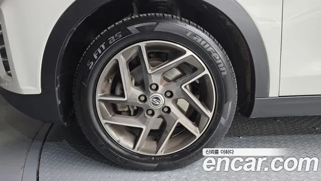 KG_Mobility_Ssangyong TIBOLI Very New Tivoli Бензин 1.5 2WD — Фото автомобиля 5