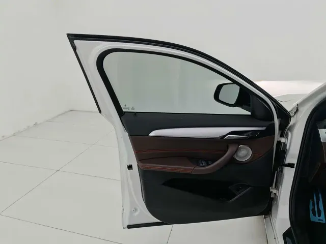 BMW X2 — Фото автомобиля 9