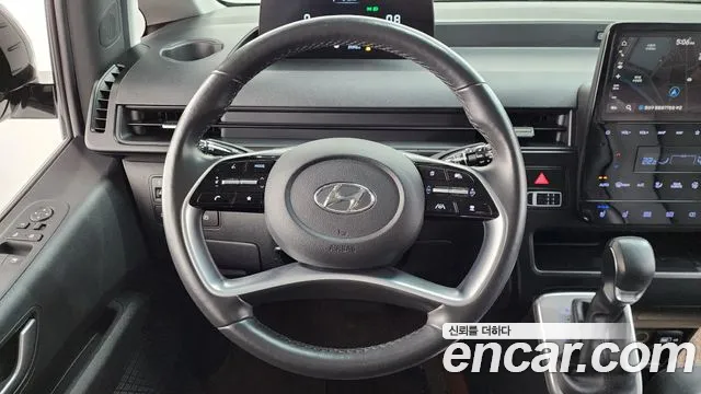 Hyundai Staria Staria 4WD Tourer 9 мест — Фото автомобиля 12