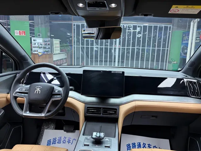 BYD Song L DM-i — Фото автомобиля 9