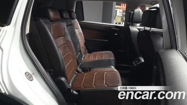 Volkswagen Tiguan — Фото автомобиля 18