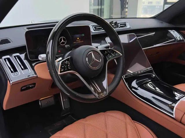 Mercedes-Benz Maybach S-Class — Фото автомобиля 13
