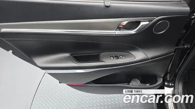 Hyundai Grandeur — Фото автомобиля 23