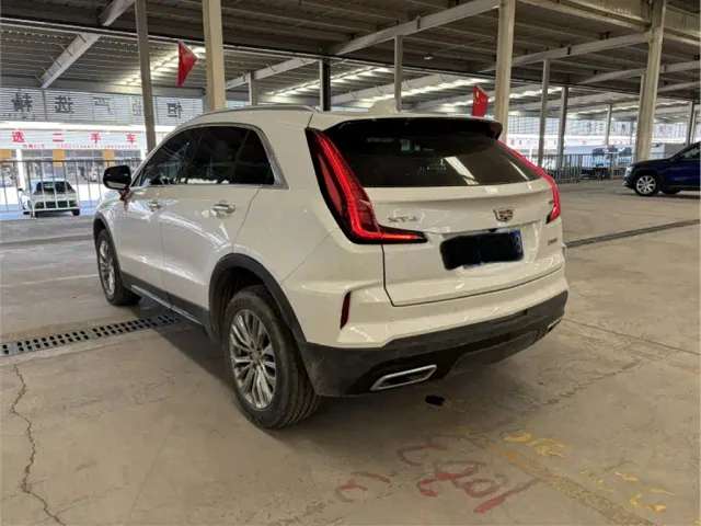 Cadillac XT4 — Фото автомобиля 9