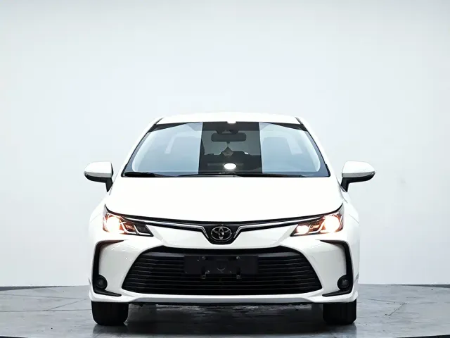 Toyota Corolla — Фото автомобиля 3