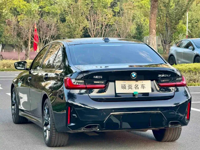 BMW 3 Series — Фото автомобиля 7