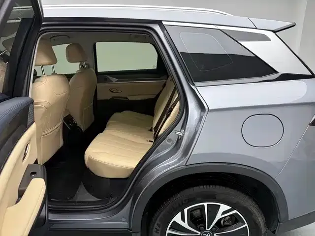 BYD Song Pro — Фото автомобиля 14