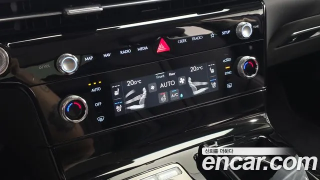 Genesis G80 Бензин 2.5 турбо AWD — Фото автомобиля 19