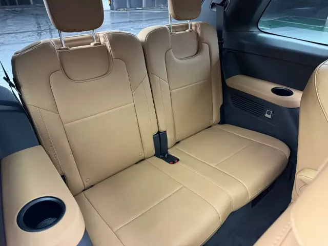 Li Auto Li ONE 2021 Extended Range 6-Seater — Фото автомобиля 13