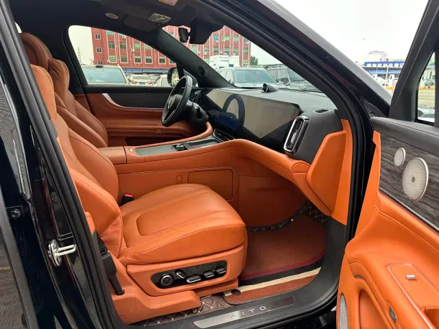 AITO Wenjie AITO M9 2024 Range Extender Ultra 52kWh 6-seater — Фото автомобиля 14
