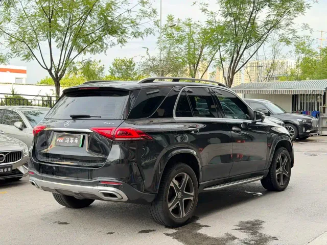 Mercedes-Benz GLE-Class — Фото автомобиля 14