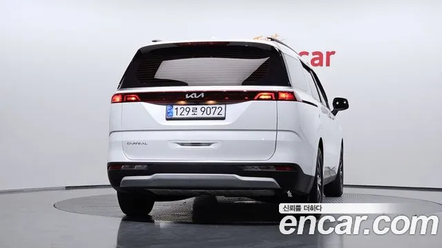 Kia Canival Carnival 4 поколение Дизель 9 мест Prestige — Фото автомобиля 4